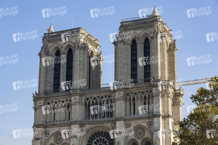 Wiederaufbau der Kathedrale Notre-Dame de Paris