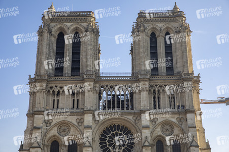 Wiederaufbau der Kathedrale Notre-Dame de Paris
