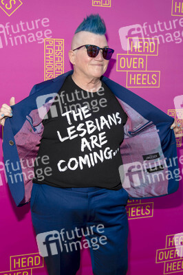 Theaterpremiere 'Head Over Heels' in Pasadena