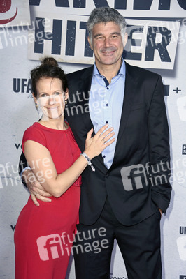 Serienpremiere 'Faking Hitler' in Berlin