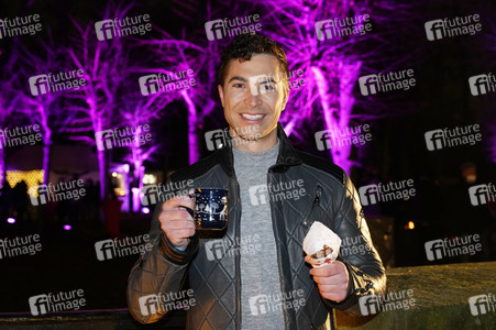 Feierliche Eröffnung von 'Weihnachten im Tierpark' in Berlin
