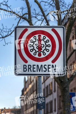 Symbolfoto Blocken, Bremsen, Boostern