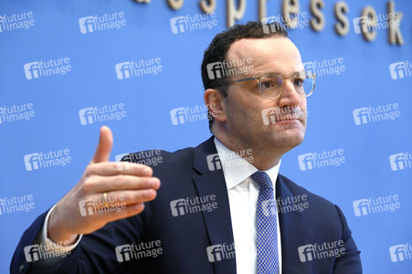 Pressekonferenz zum Impfen mit Moderna und BioNTech in Berlin