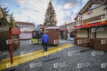 Weihnachtsmarkt-Aus in Dresden