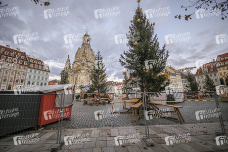 Weihnachtsmarkt-Aus in Dresden