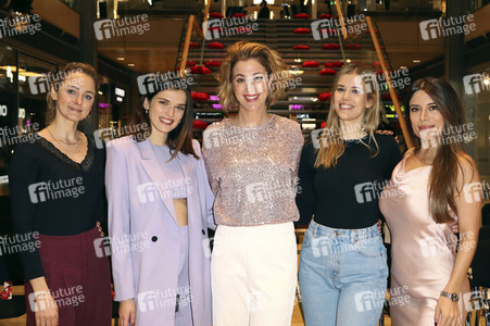 Theaterpremiere 'Josef und Maria' in Hamburg