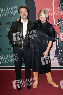 Musicalpremiere 'Ku'damm 56 - Das Musical' in Berlin