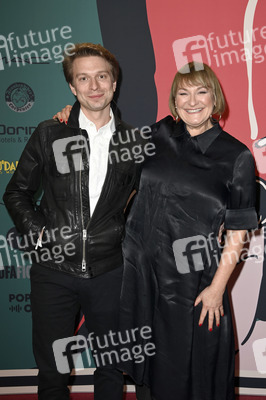 Musicalpremiere 'Ku'damm 56 - Das Musical' in Berlin