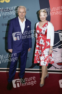Musicalpremiere 'Ku'damm 56 - Das Musical' in Berlin