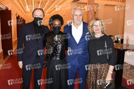 Musicalpremiere 'Ku'damm 56 - Das Musical' in Berlin