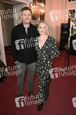 Musicalpremiere 'Ku'damm 56 - Das Musical' in Berlin