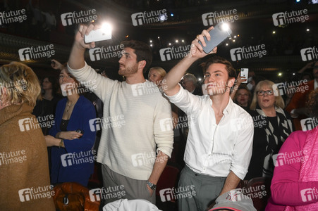 Musicalpremiere 'Ku'damm 56 - Das Musical' in Berlin