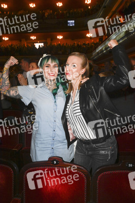 Musicalpremiere 'Ku'damm 56 - Das Musical' in Berlin