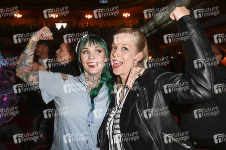 Musicalpremiere 'Ku'damm 56 - Das Musical' in Berlin