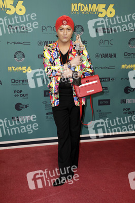 Musicalpremiere 'Ku'damm 56 - Das Musical' in Berlin