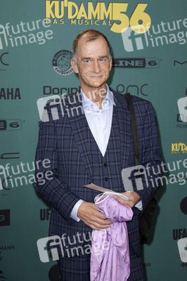 Musicalpremiere 'Ku'damm 56 - Das Musical' in Berlin
