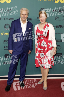 Musicalpremiere 'Ku'damm 56 - Das Musical' in Berlin