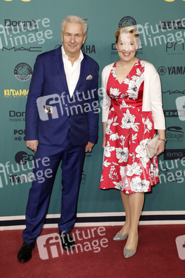 Musicalpremiere 'Ku'damm 56 - Das Musical' in Berlin
