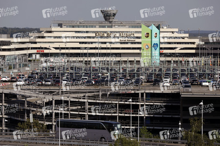 Symbolfoto Köln Bonn Airport vor der Pandemie