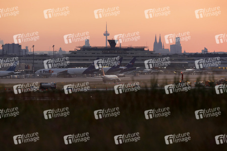 Symbolfoto Köln Bonn Airport vor der Pandemie