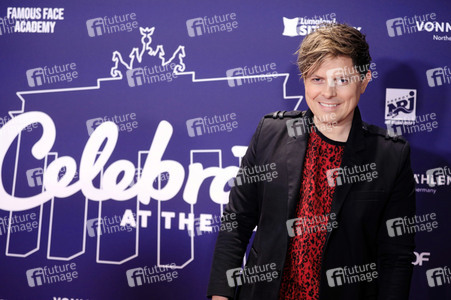 Silvestershow 'Celebrate at the Gate - Willkommen 2022' in Berlin