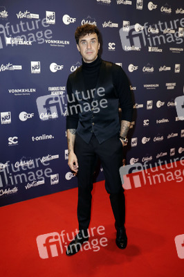 Silvestershow 'Celebrate at the Gate - Willkommen 2022' in Berlin