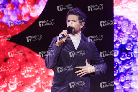 Silvestershow 'Celebrate at the Gate - Willkommen 2022' in Berlin