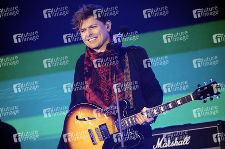 Silvestershow 'Celebrate at the Gate - Willkommen 2022' in Berlin