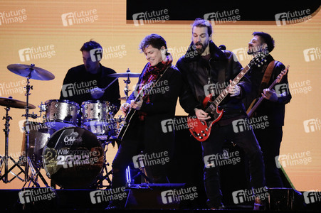Silvestershow 'Celebrate at the Gate - Willkommen 2022' in Berlin