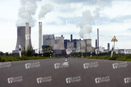 Das Braunkohle-Kraftwerk Niederaußem