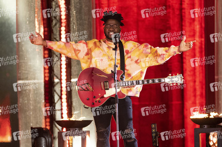 Silvestershow 'Celebrate at the Gate - Willkommen 2022' in Berlin