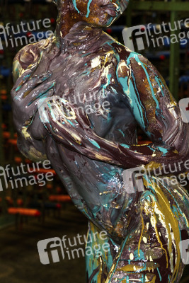 BODYART: Dark Skin Splash