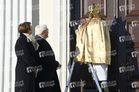 Frank-Walter Steinmeier empfängt die Sternsinger in Berlin