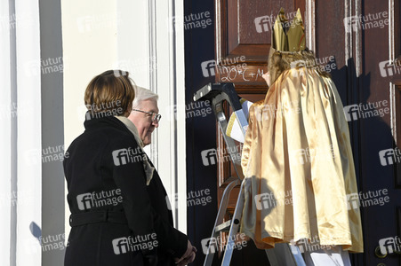 Frank-Walter Steinmeier empfängt die Sternsinger in Berlin