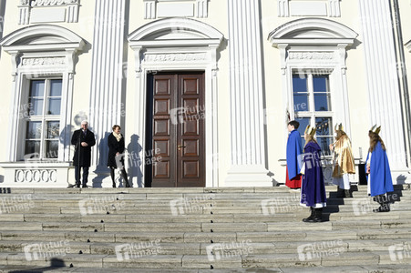 Frank-Walter Steinmeier empfängt die Sternsinger in Berlin