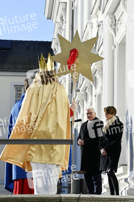 Frank-Walter Steinmeier empfängt die Sternsinger in Berlin