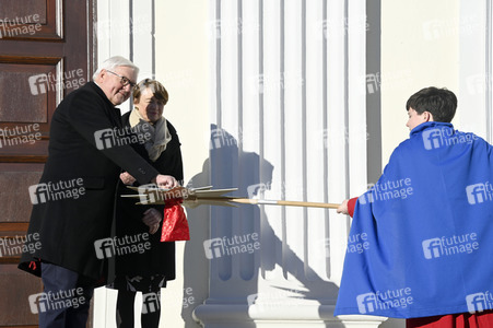 Frank-Walter Steinmeier empfängt die Sternsinger in Berlin