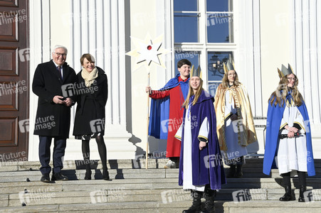 Frank-Walter Steinmeier empfängt die Sternsinger in Berlin