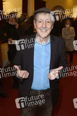 Theaterpremiere 'Rent a Friend' in Berlin