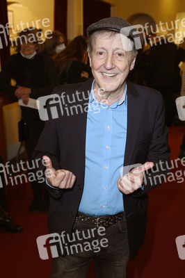 Theaterpremiere 'Rent a Friend' in Berlin