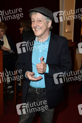 Theaterpremiere 'Rent a Friend' in Berlin