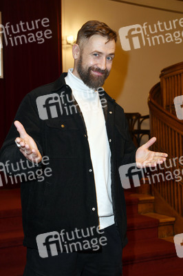 Theaterpremiere 'Rent a Friend' in Berlin