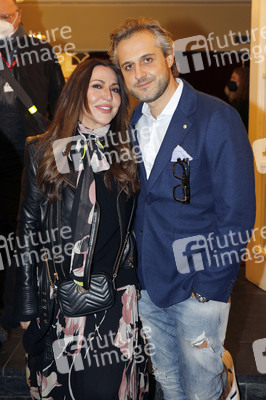 Theaterpremiere 'Rent a Friend' in Berlin