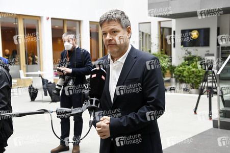 Pressekonferenz Eröffnungsbilanz Klimaschutz in Berlin