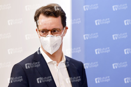 Übergabe der Neujahrsbrezel an Hendrik Wüst in Düsseldorf