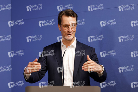 Übergabe der Neujahrsbrezel an Hendrik Wüst in Düsseldorf
