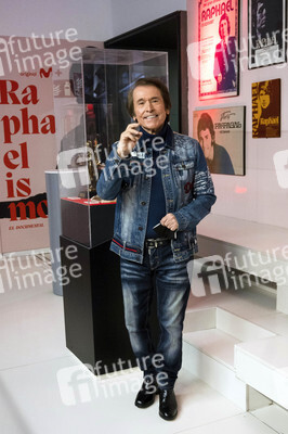 Ausstellungs- und Serienpräsentation 'Raphaelismo' in Madrid