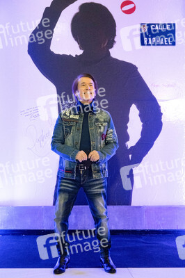 Ausstellungs- und Serienpräsentation 'Raphaelismo' in Madrid