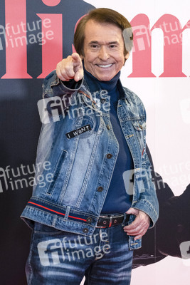 Ausstellungs- und Serienpräsentation 'Raphaelismo' in Madrid