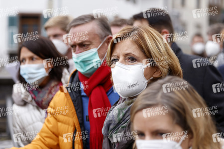 Malu Dreyer besucht Wiederaufbauarbeiten in Schuld